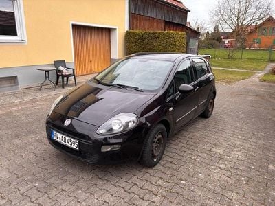 Second-hand Fiat Grande Punto 75 CP (55 kW) 2012 Negru Hatchback
