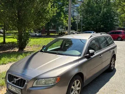Gebraucht Volvo V70 145 PS (106 kW) 2009 Braun Kombi