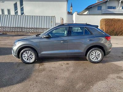 Neu VW T-Roc Life 150 PS (110 kW) 2026 Indiumgreymetallic SUV