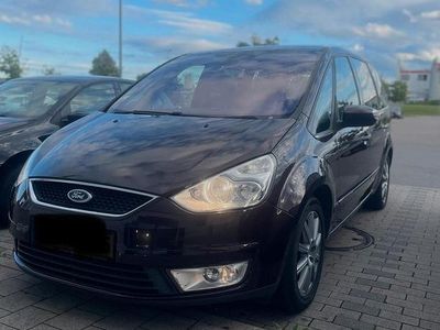 Rot Gebraucht 2009 Ford Galaxy Van / Kleinbus | 4.500 € (Teuer)