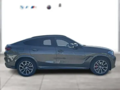 Gebraucht BMW X6 M Sport Line 286 PS (210 kW) 2023 Grün metallic SUV