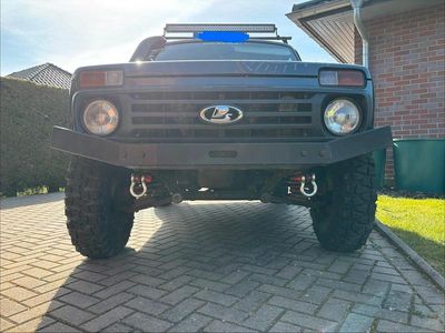 Second-hand Lada niva 84 CP (61 kW) 2018 Gri SUV