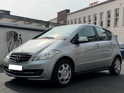Gebraucht Mercedes A160 95 PS (69 kW) 2011 Silber Limousine