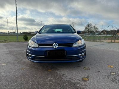 gebraucht VW Golf VII - 1.6 TDI mit Anhängerkupplung