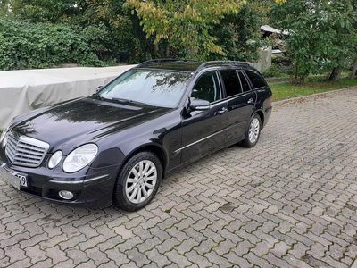 Mercedes E280