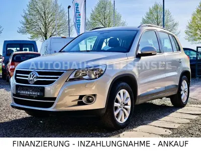 Gebraucht VW Tiguan Freestyle 122 PS (89 kW) 2012 Gold SUV