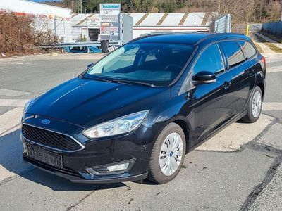 Usata Ford Focus 101 CV (74 kW) 2015 Nero Station wagon