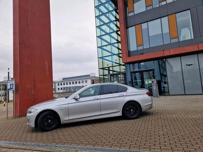 Usata BMW 520 184 CV (135 kW) 2012 Argento Berlina