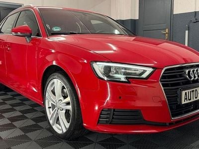 Gebraucht Audi A3 Comfort 116 PS (85 kW) 2019 Rot Limousine