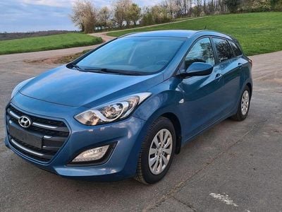 Usata Hyundai i30 110 CV (80 kW) 2016 Blu Station wagon