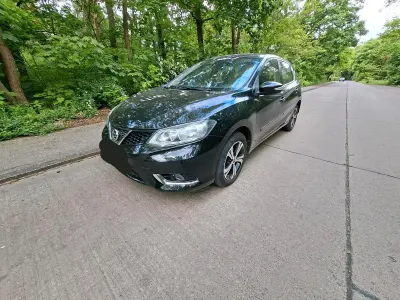 Gebraucht Nissan Pulsar 116 PS (85 kW) 2015 Schwarz Kleinwagen