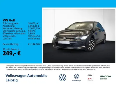 Gebraucht VW Golf VIII Active 110 PS (80 kW) 2022 Schwarz Limousine