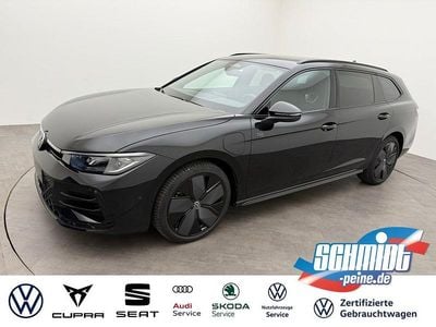 Gebraucht VW Passat R-line 272 PS (200 kW) 2025 Schwarz Kombi