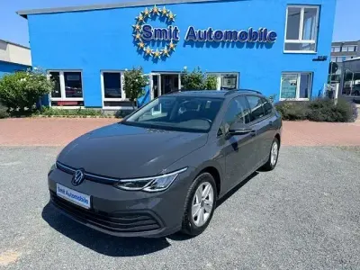 Gebraucht VW Golf VIII Life 116 PS (85 kW) 2023 Grau Kombi