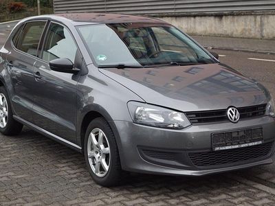 Grau Gebraucht 2012 VW Polo Kleinwagen | 4.900 € (Fairer Preis)