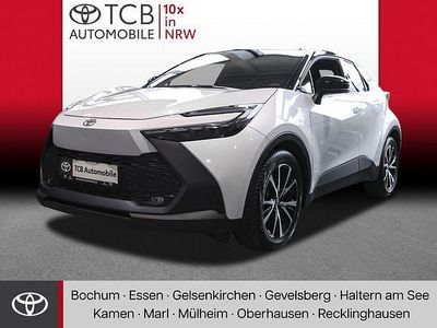 Platinum white pearl / black Gebraucht 2024 Toyota C-HR Team SUV | 27.835 € (Fairer Preis)