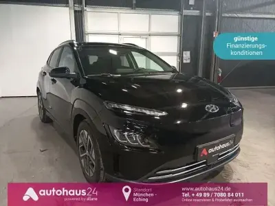 Gebraucht Hyundai Kona Trend 150 kW (204 PS) 2022 Schwarz SUV