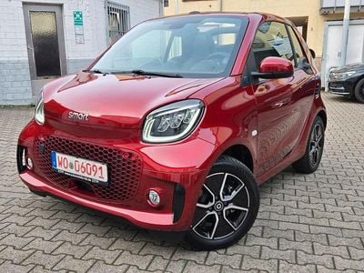Rot Gebraucht 2023 Smart ForTwo Electric Drive Cabrio | 14.999 € (Guter Preis)