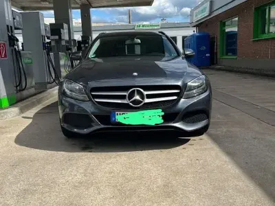 Gebraucht Mercedes C180 116 PS (85 kW) 2015 Grau Kombi