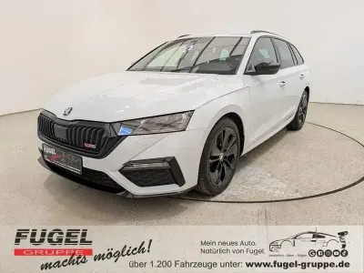 Gebraucht Skoda Octavia RS 200 PS (147 kW) 2023 Moonweiss metallic Kombi