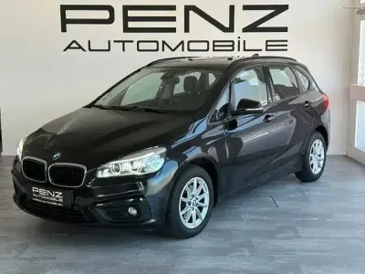 Gebraucht BMW 218 Active Tourer Sport Line 150 PS (110 kW) 2016 Schwarz Van / Kleinbus
