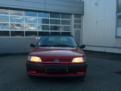 Gebraucht Peugeot 306 Cabriolet 101 PS (74 kW) 1995 Rot Cabrio