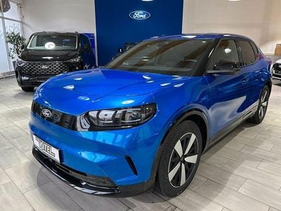 Neu Ford Capri Select 210 kW (286 PS) 2025 Blau SUV