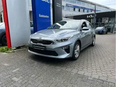 Gebraucht Kia Ceed Comfort 140 PS (102 kW) 2019 Kleinwagen