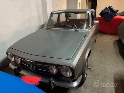 Grau Gebraucht 1970 Alfa Romeo 1750 Limousine | 7.900 €