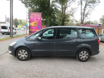 Gebraucht Ford Galaxy Trend 140 PS (102 kW) 2009 Grau Van / Kleinbus