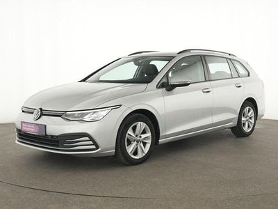 Second-hand VW Golf VIII Life 116 CP (85 kW) 2021 Argintiu Break