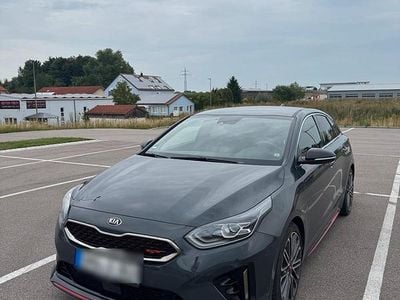 Kia ProCeed GT