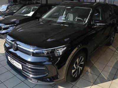 Neu VW Tiguan Life 150 PS (110 kW) 2025 Grenadillschwarz SUV