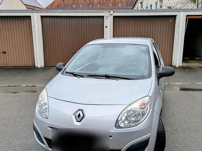 Gebraucht Renault Twingo 58 PS (42 kW) 2009 Silber Kleinwagen