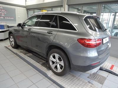 Mercedes GLC220