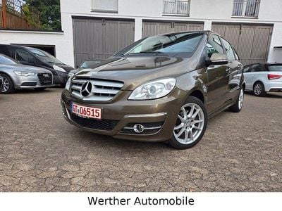 Mercedes B200