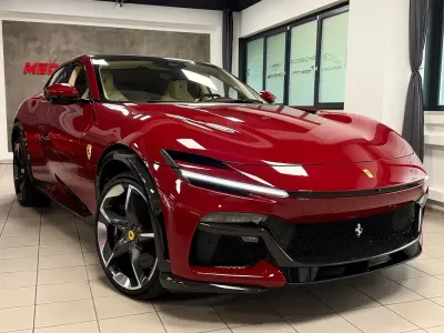 Neu Ferrari Purosangue 725 PS (533 kW) 2026 Rot SUV
