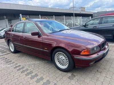 BMW 523