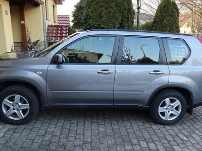 Grau Gebraucht 2012 Nissan X-Trail SE SUV | 7.900 € (Guter Preis)