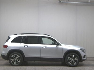 Mercedes GLB200
