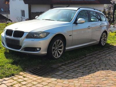 Gebraucht BMW 325 197 PS (144 kW) 2009 Silber Kombi