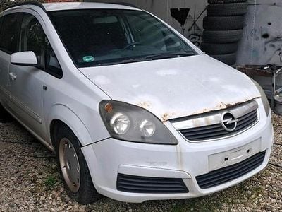 Gebraucht Opel Zafira 140 PS (102 kW) 2006 Weiß Van / Kleinbus