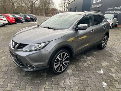 Gebraucht Nissan Qashqai Acenta 131 PS (96 kW) 2015 Grau SUV