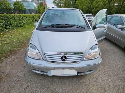 Second-hand Mercedes A190 Elegance 125 CP (91 kW) 2003 Gri Monovolum
