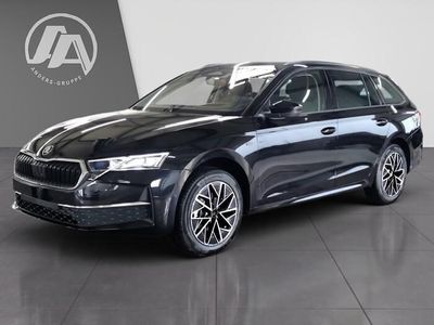 Nuova Skoda Octavia Tour 150 CV (110 kW) 2026 Nero Station wagon