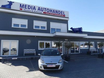 Gebraucht Renault Clio II Dynamique 75 PS (55 kW) 2010 Silber Limousine