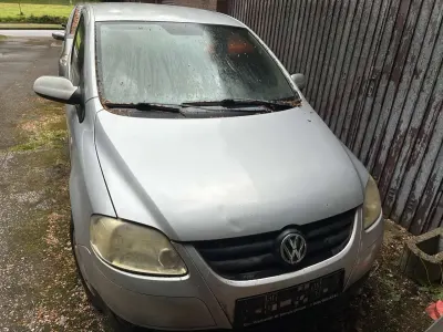 Gebraucht VW Fox 54 PS (39 kW) 2007 Silber Kleinwagen