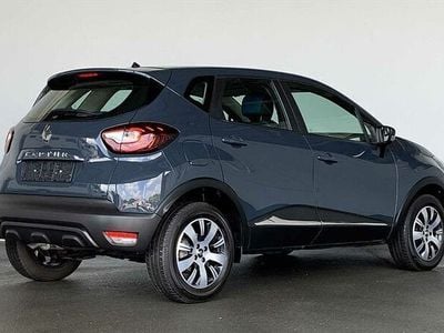 Gebraucht Renault Captur Experience 118 PS (86 kW) 2018 Blau / rauchblau / metallic SUV