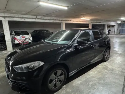 Gebraucht BMW 118 Advantage 140 PS (102 kW) 2020 Schwarz Limousine