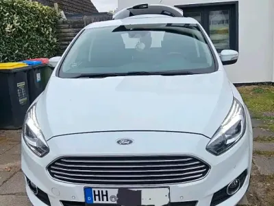 Gebraucht Ford S-MAX S 179 PS (131 kW) 2017 Weiß Van / Kleinbus